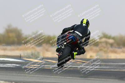 media/Mar-28-2022-Superbike Trackdays (Mon) [[b8603d0f67]]/Open Track Time/Turn 16/